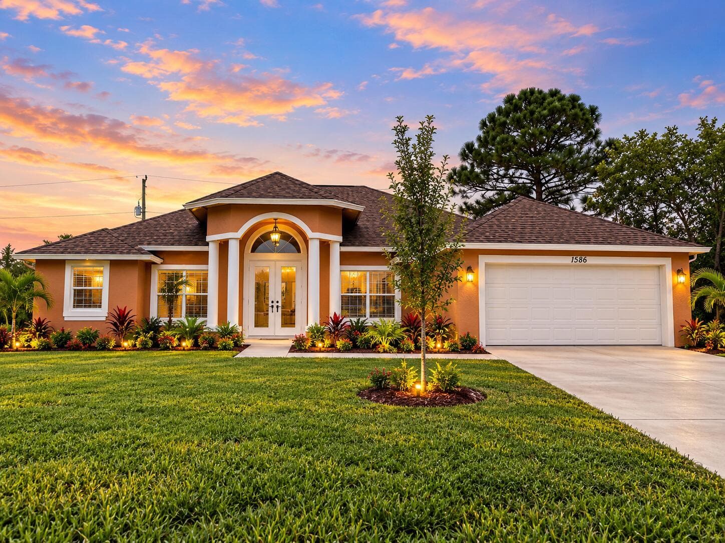 1586 SW CALMAR Avenue, Port St. Lucie FL 34953