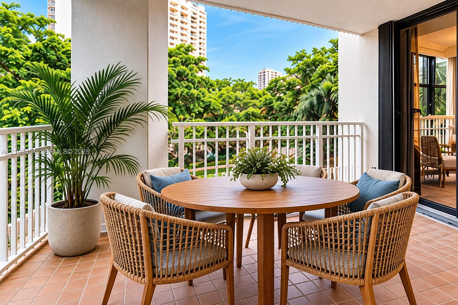 2000 Towerside Ter # 301, Miami FL 33138