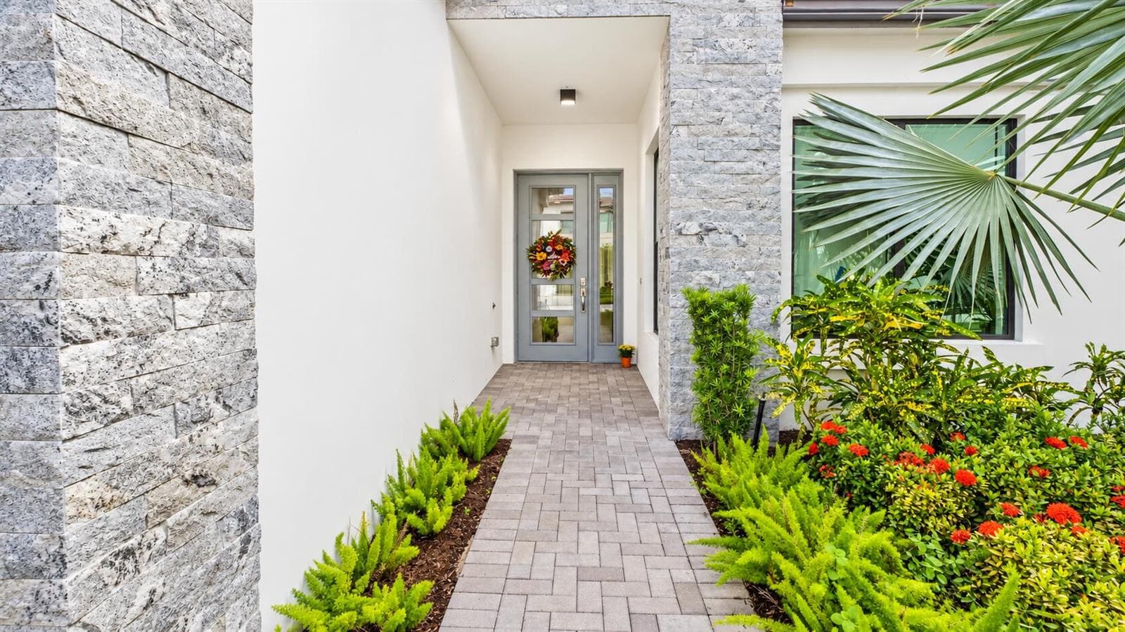 20050 Hirono Lane, Boca Raton FL 33434