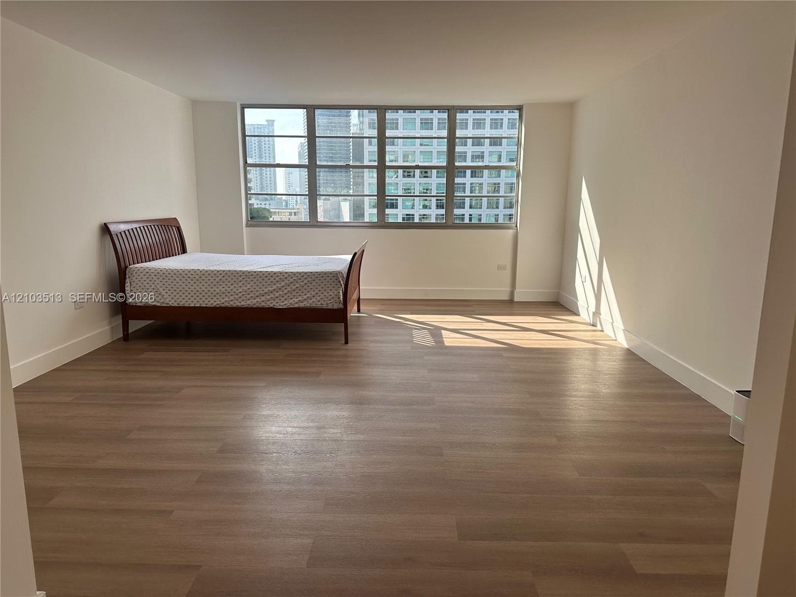 801 Brickell Bay Dr # 1463, Miami FL 33131