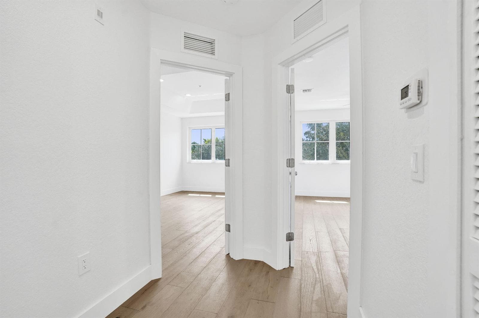 2016 SHOMA Drive # 2016, Royal Palm Beach FL 33414