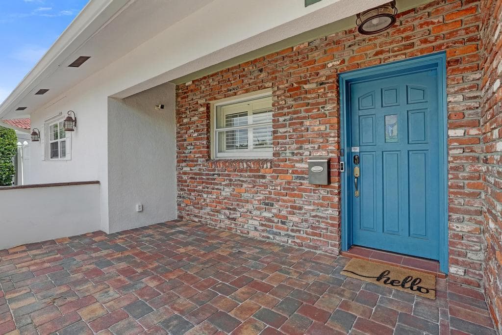 1004 NE 26TH Avenue, Pompano Beach FL 33062