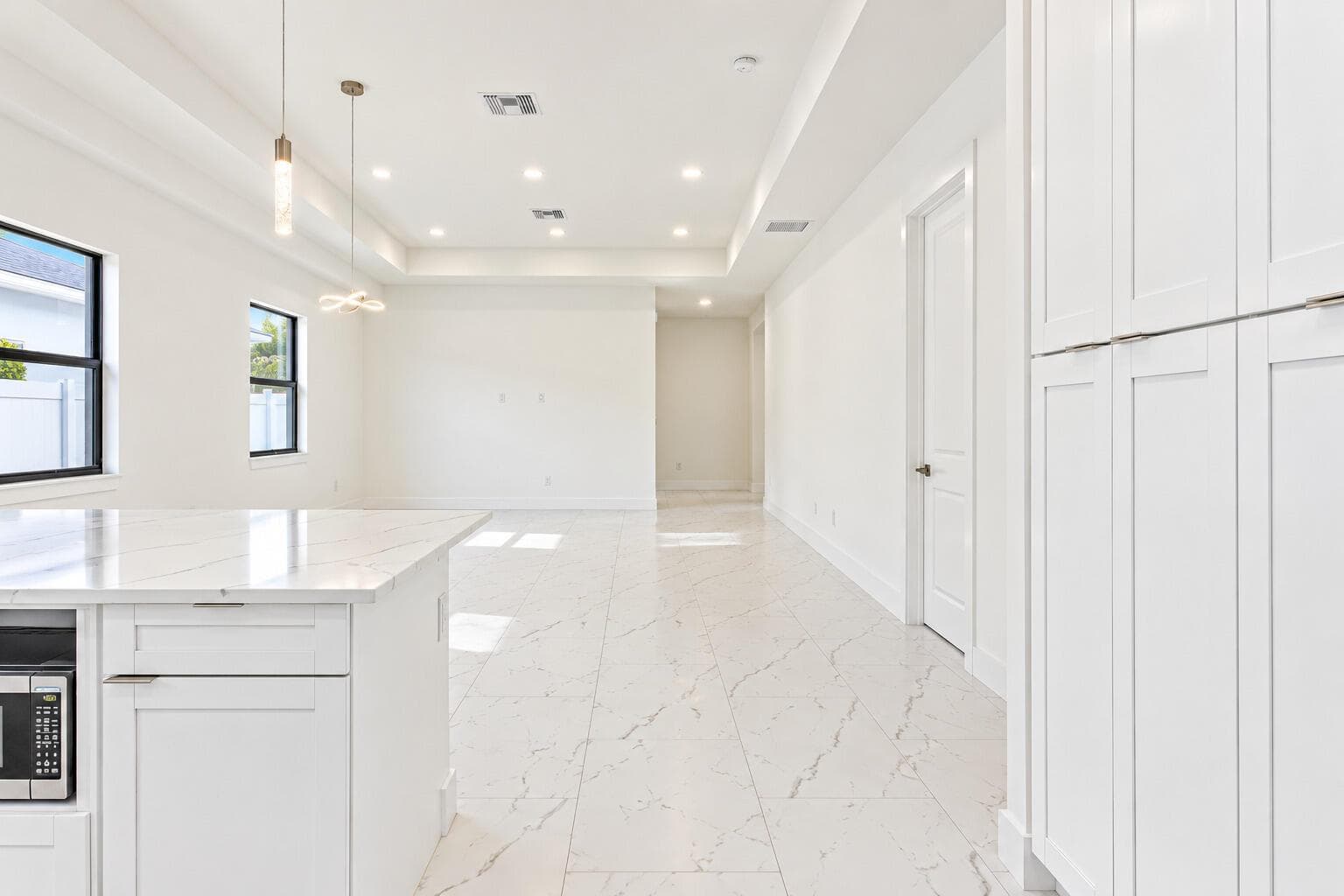 2367 E FAITH Avenue, FL 33417
