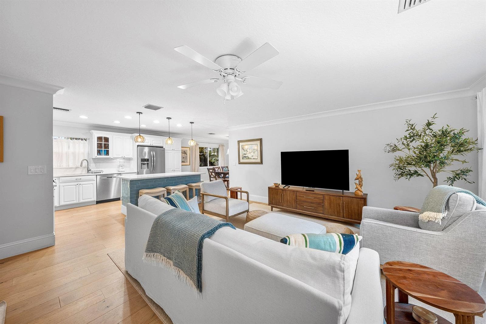 15 East Avenue, Boynton Beach FL 33435