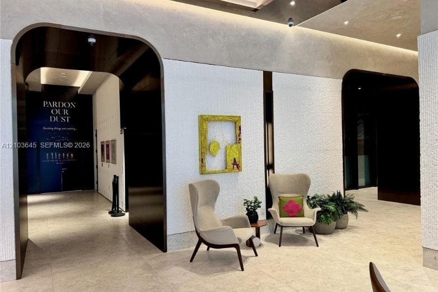 20 NE 11th # 3903A, Miami FL 33132