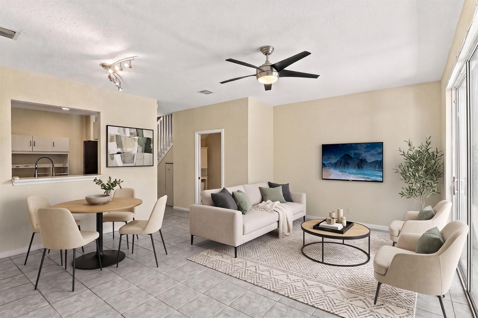 5477 NW 90th Terrace, Sunrise FL 33351