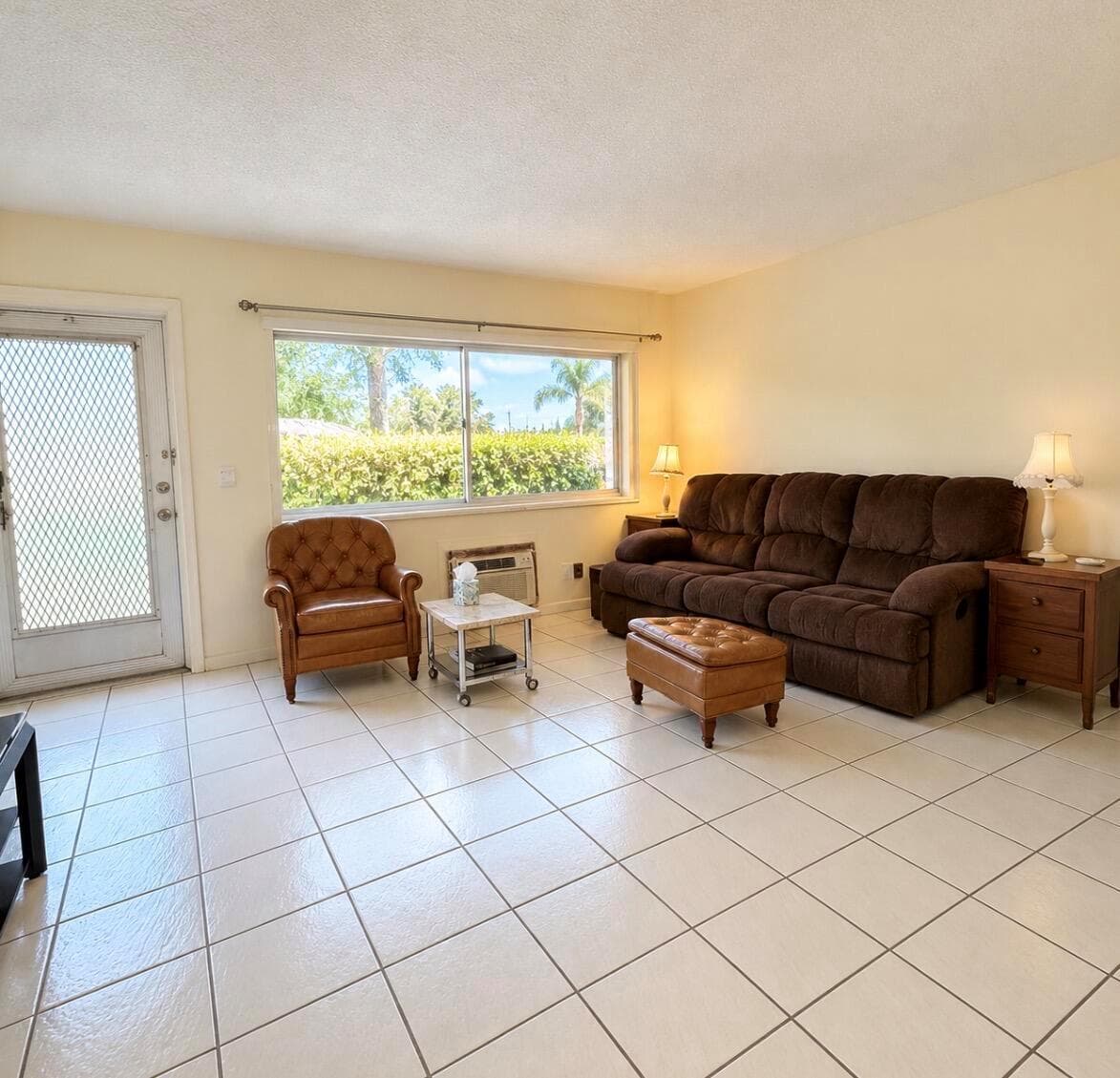 228 NORTHAMPTON L # 228, West Palm Beach FL 33417