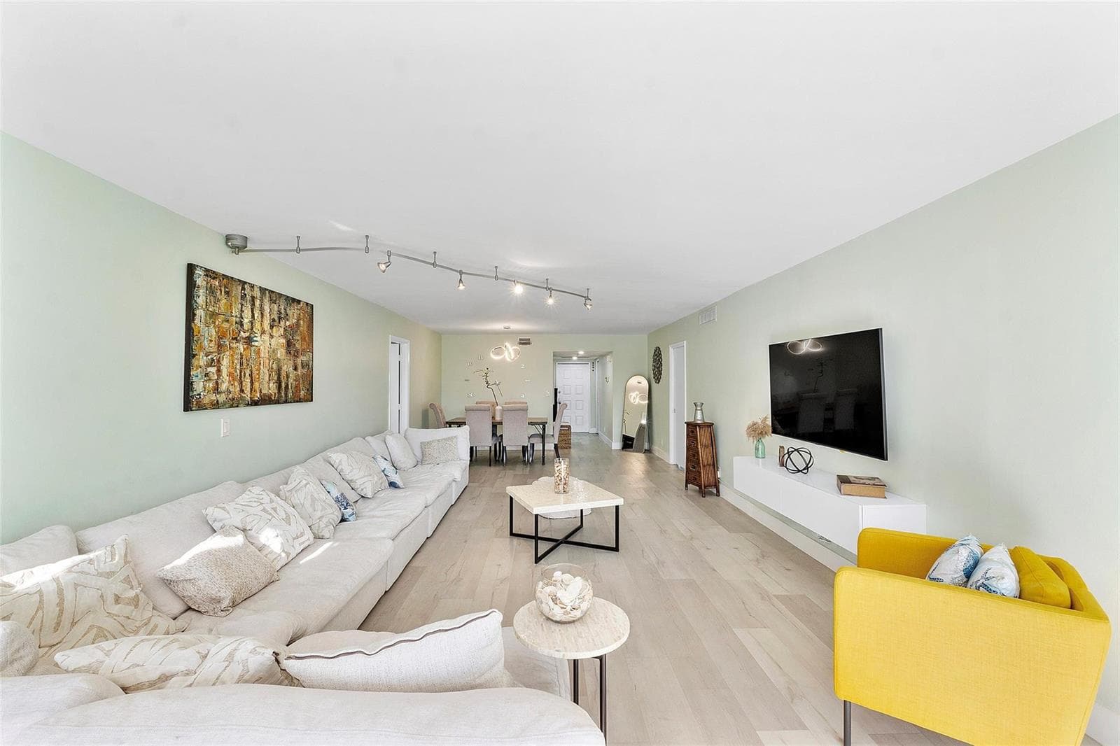 4261 W Palm Aire Drive UNIT 203, Pompano Beach FL 33069