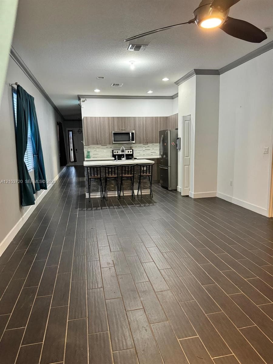 4910 NW 48th Ln, Tamarac FL 33319