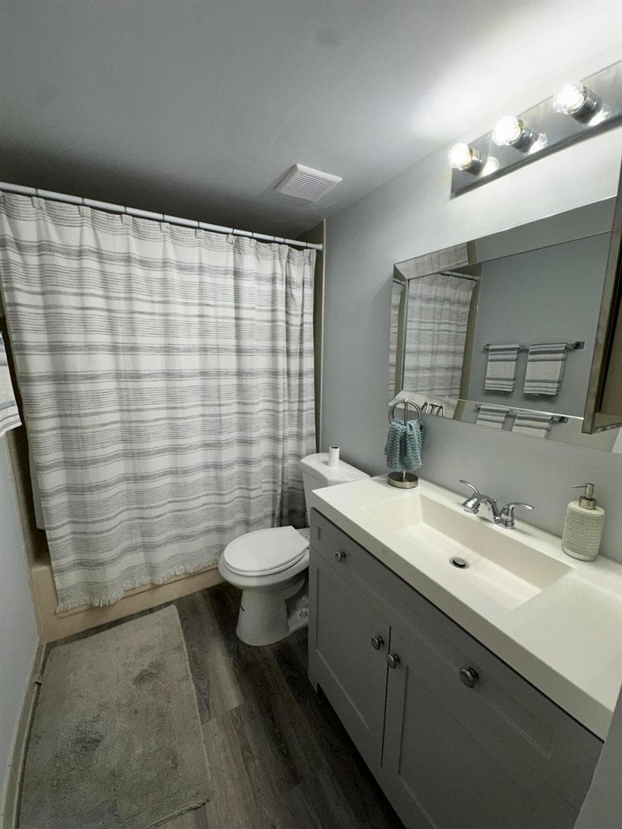 3138 VIA POINCIANA # 317, Lake Worth FL 33467