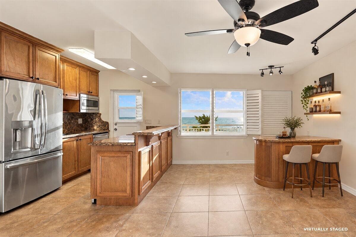 901 S SURF Road # 506, Hollywood FL 33019