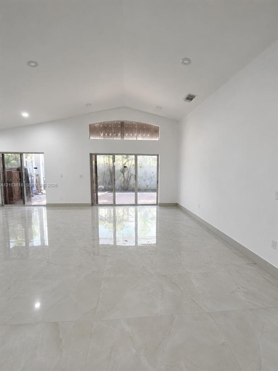 5292 SW 38th Ave, Hollywood FL 33312