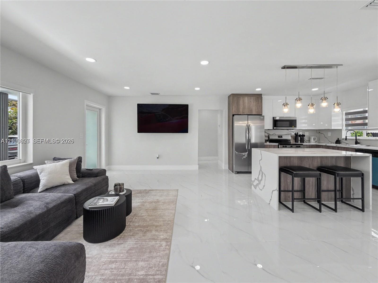 1530 SW 24th Ave, Miami FL 33145