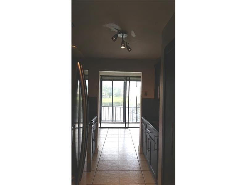 3730 Inverrary Drive # 2X, Lauderhill FL 33319
