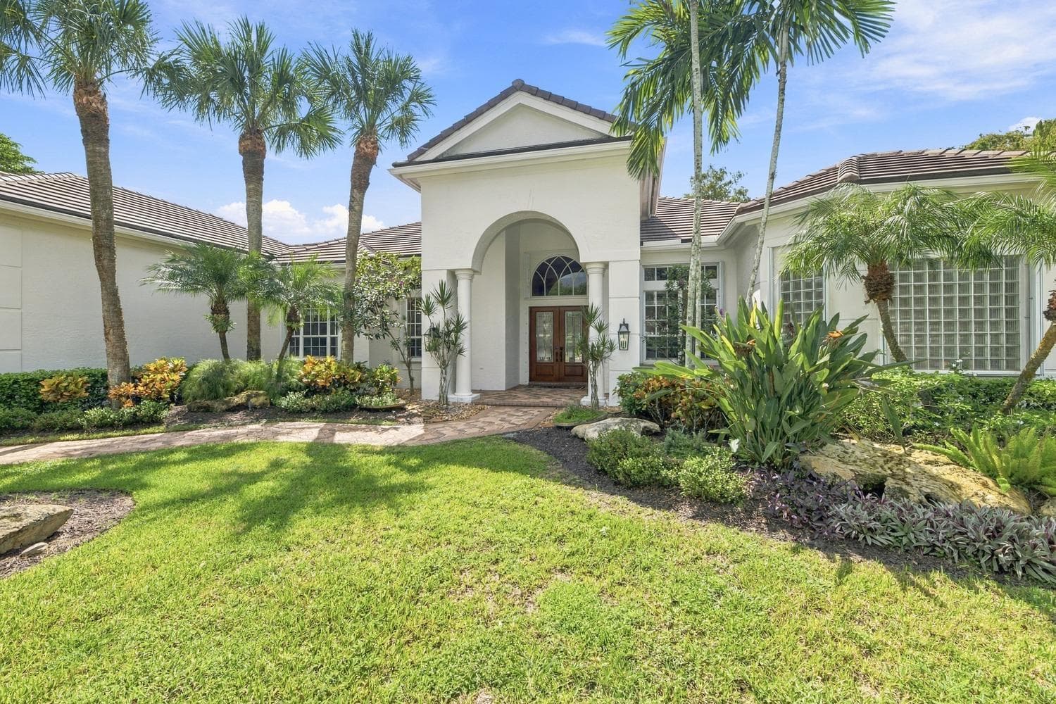 17104 GULF PINE Circle, Wellington FL 33414
