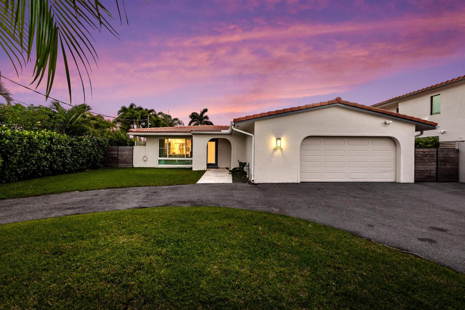 2417 NE 19th Avenue, Wilton Manors FL 33305