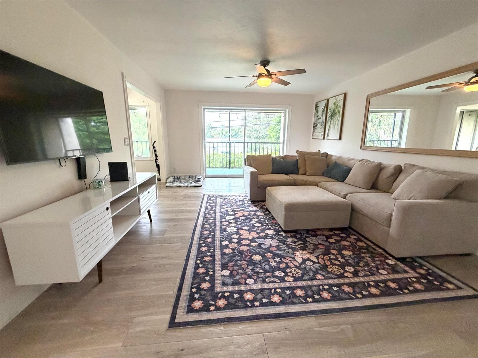 150 Pineview Road # H8, Jupiter FL 33469