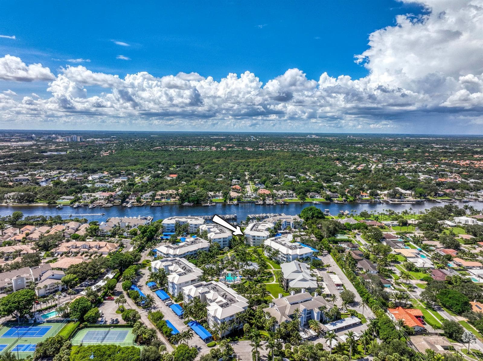 441 Bay Colony Drive N, Juno Beach FL 33408