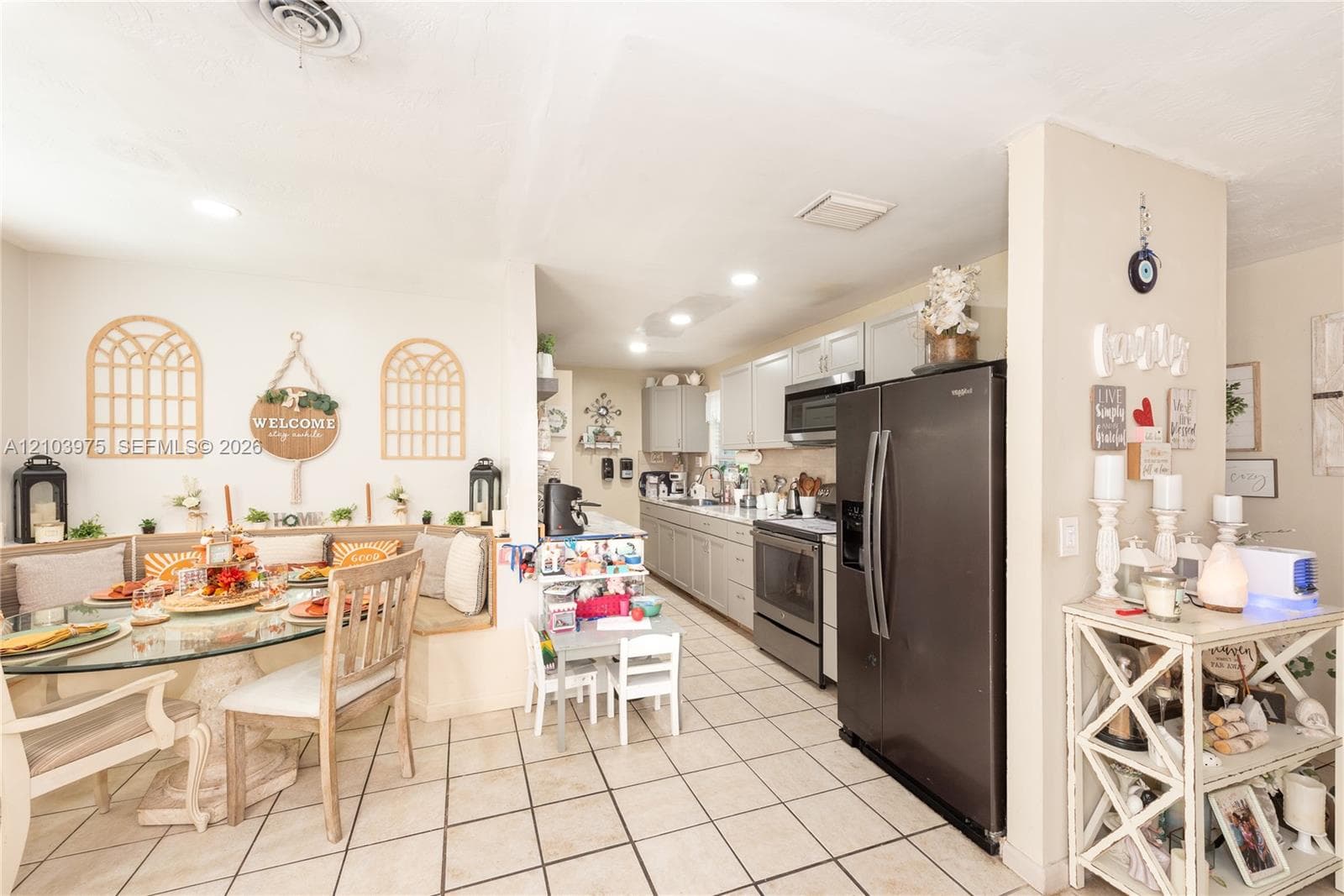 851 Caroline Cir, West Palm Beach FL 33413