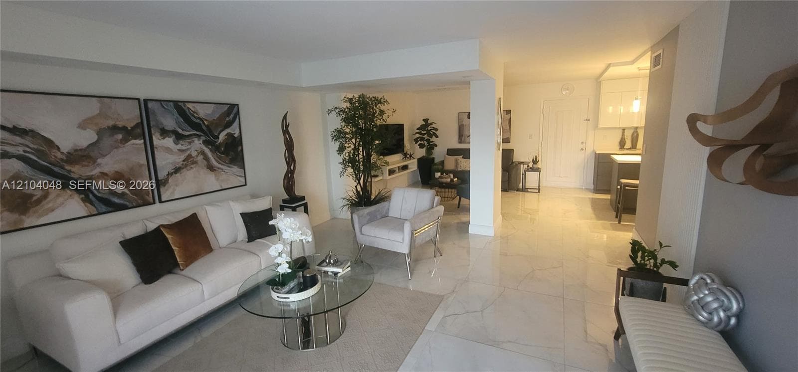 9371 Fontainebleau Blvd # I108, Miami FL 33172