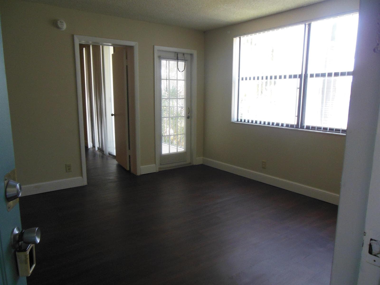 728 EXECUTIVE CENTER Drive # 27, West Palm Beach FL 33401