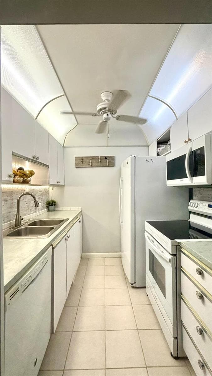2 NEWPORT A Drive # 2, Deerfield Beach FL 33442