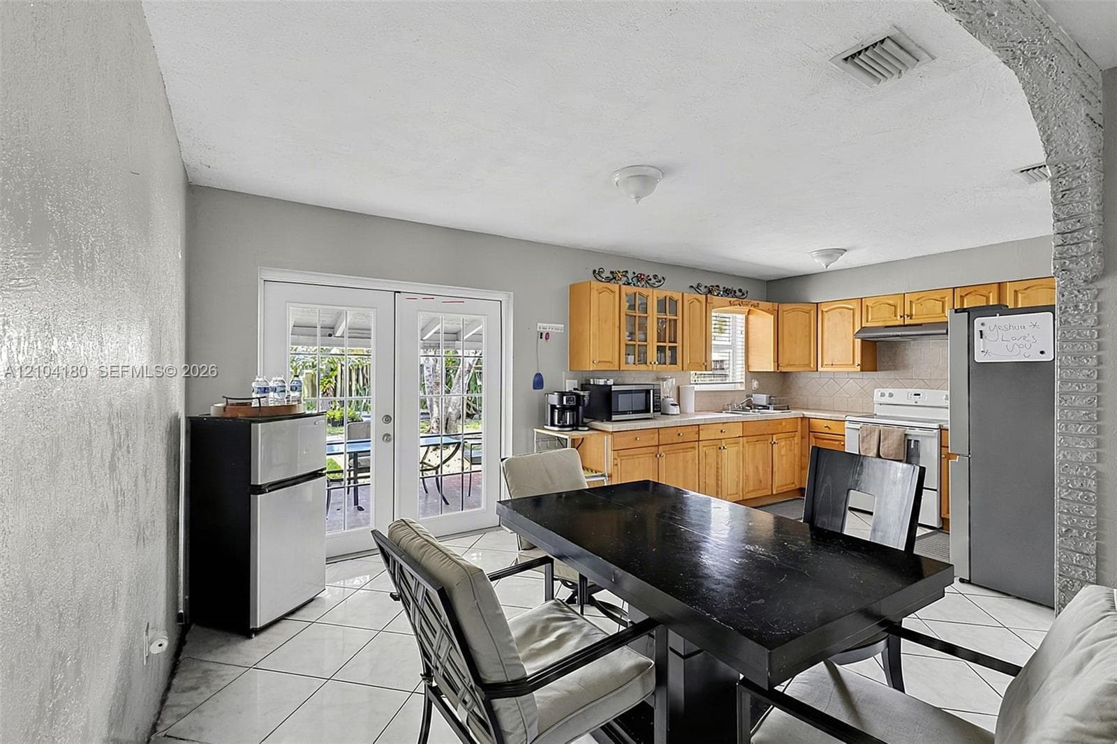 2440 Largo Dr, Miramar FL 33023