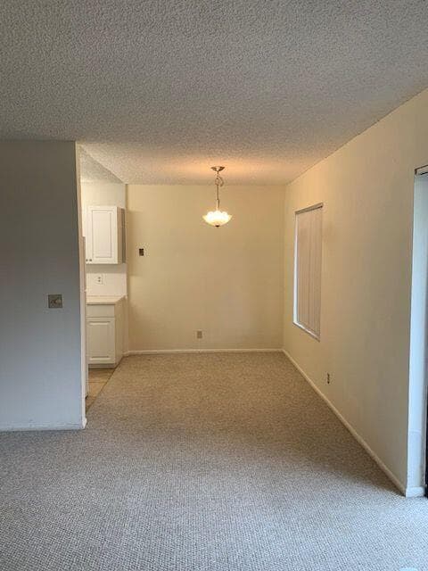 150 PINEVIEW Road # B8, Jupiter FL 33469