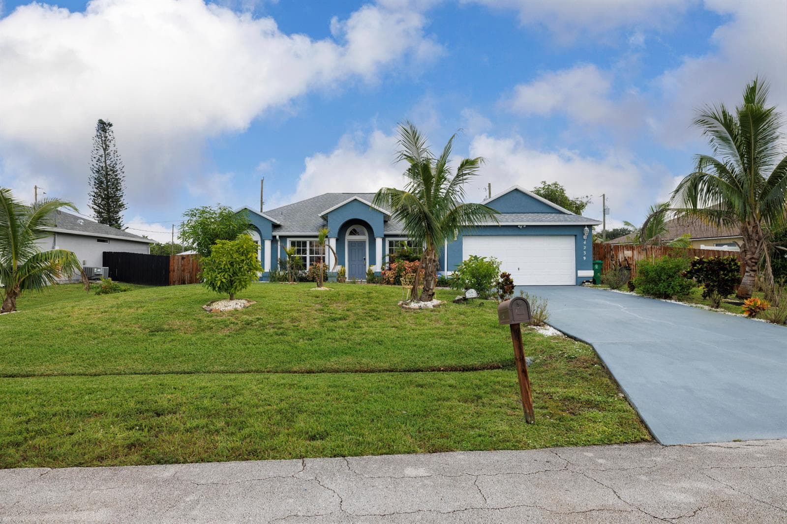 4239 SW Callicoe Street, Port St. Lucie FL 34953