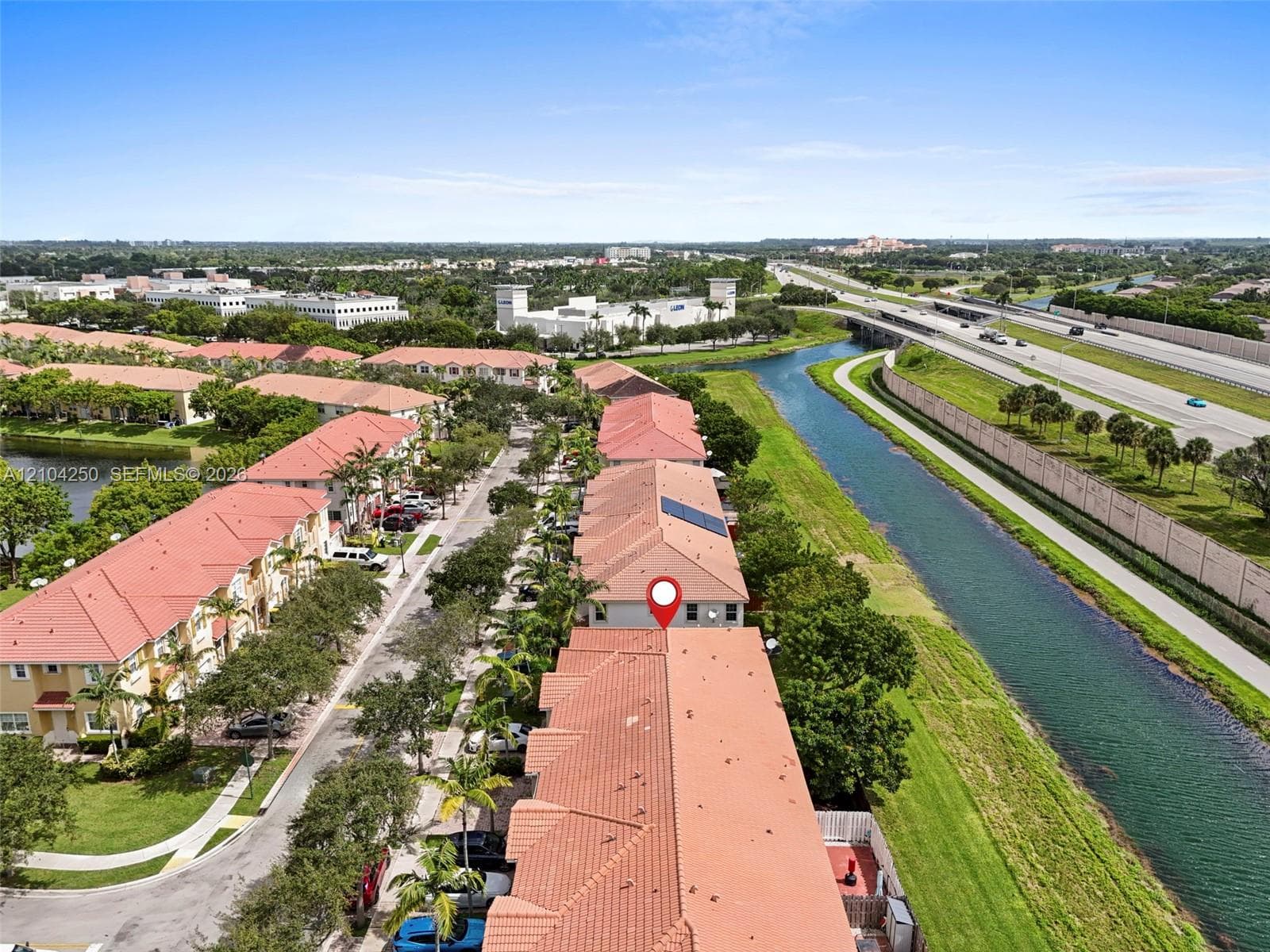 2104 NE 3rd Ct, Homestead FL 33033