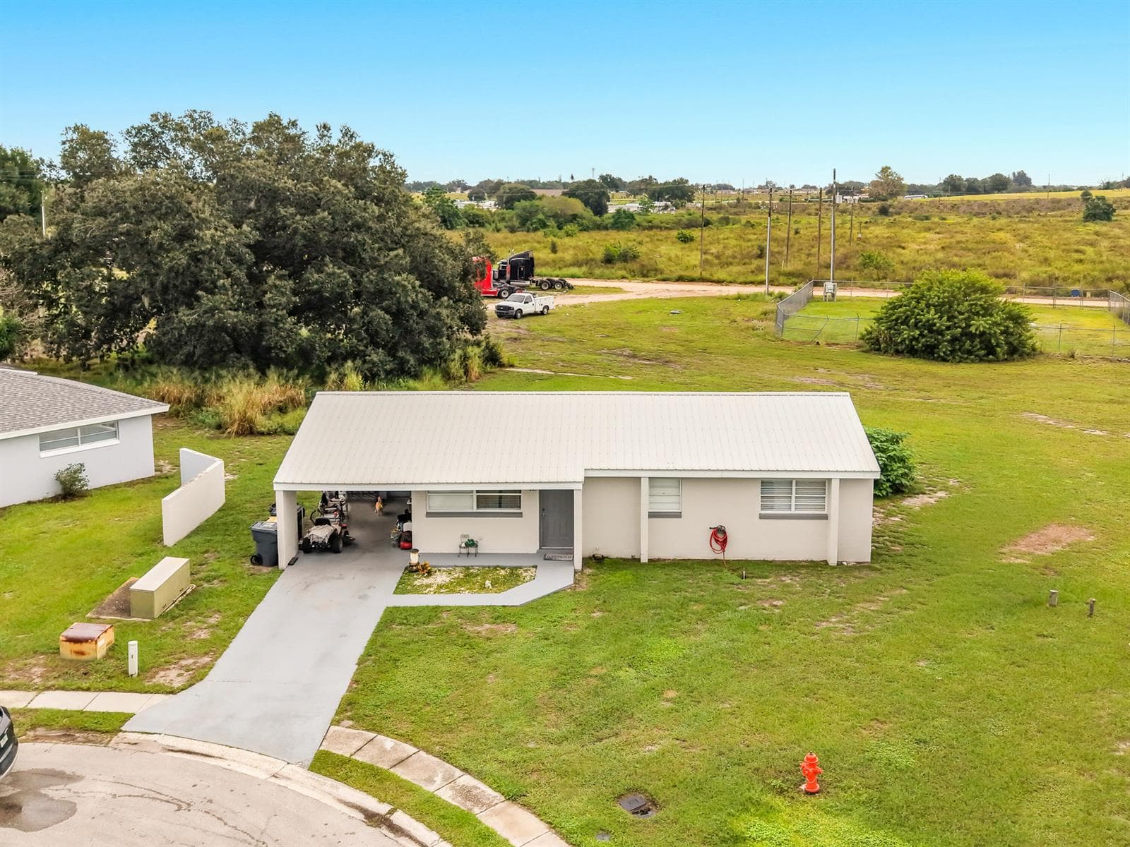 45 Queens Court, Frostproof FL 33843