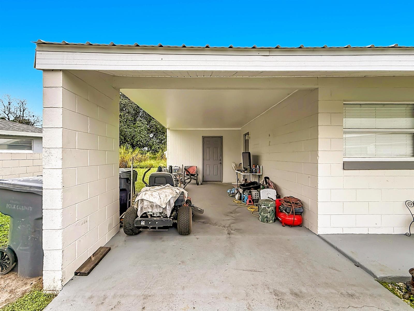 45 Queens Court, Frostproof FL 33843