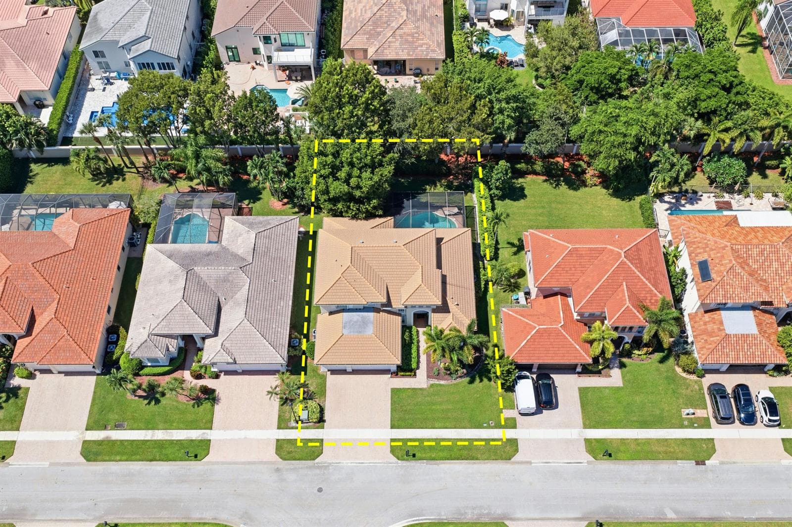 4305 WELLINGTON SHORES Drive, Wellington FL 33449