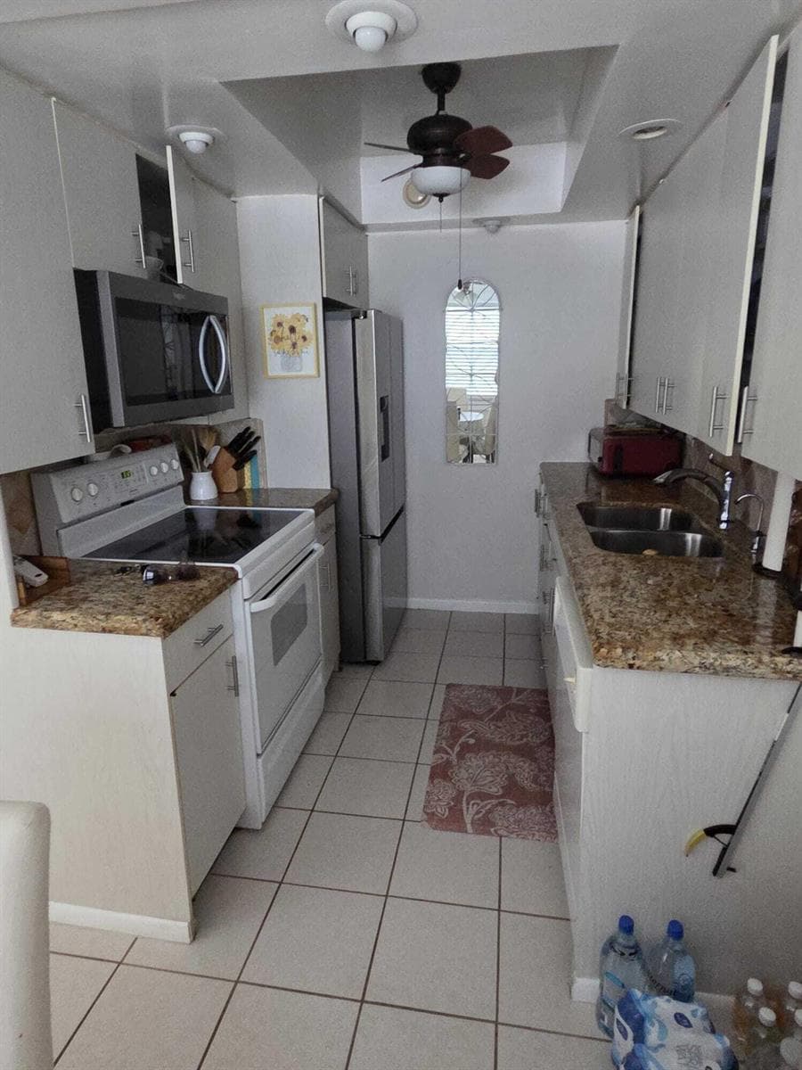1004 NEWPORT G # 1004, Deerfield Beach FL 33442