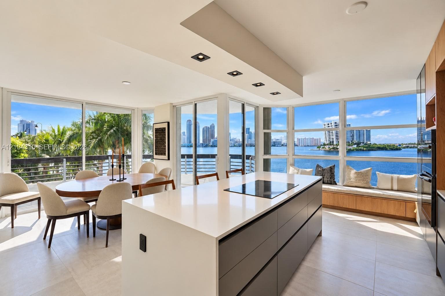 3530 Mystic Pointe Dr # 415, Aventura FL 33180