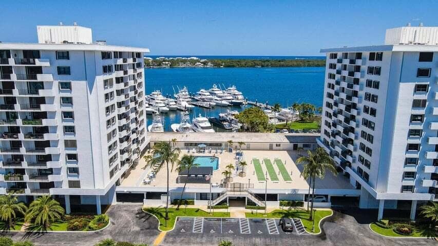 1208 Marine Way # 901, North Palm Beach FL 33408