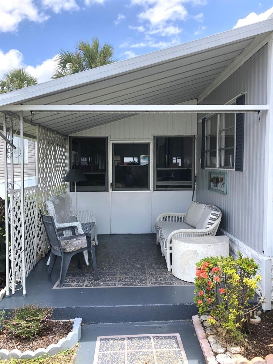 610 FRANGIPANI Lane, Deerfield Beach FL 33442