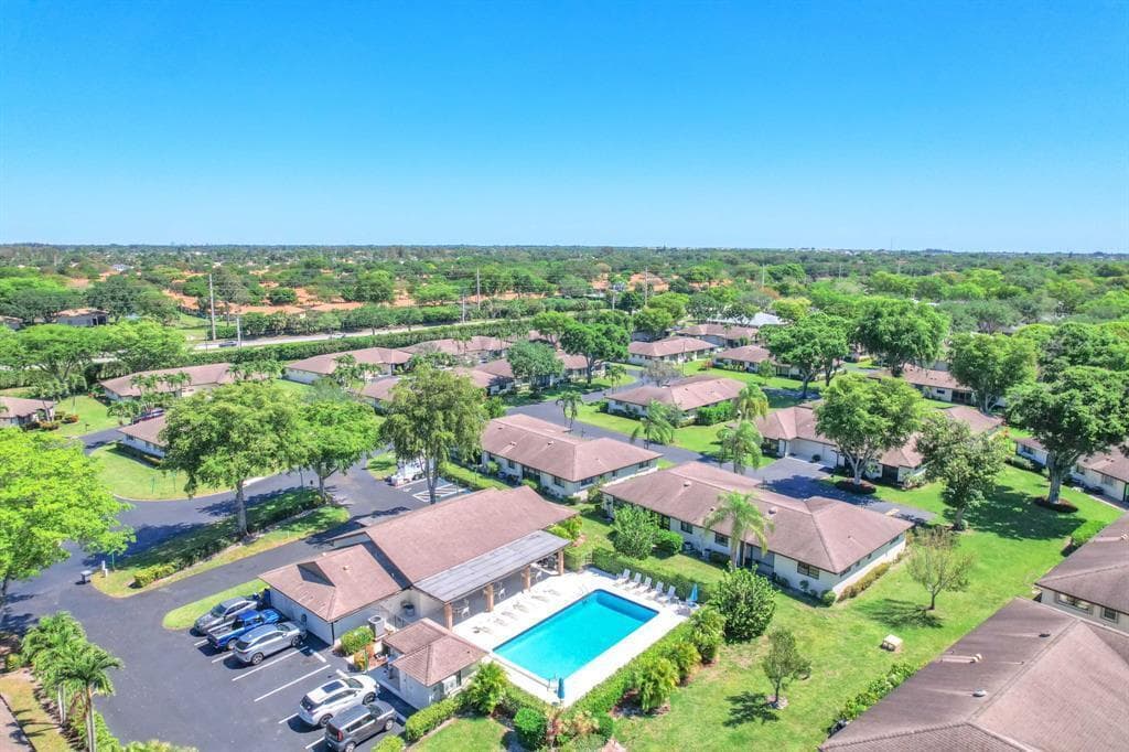 4948 Equestrian Circle # B, Boynton Beach FL 33436