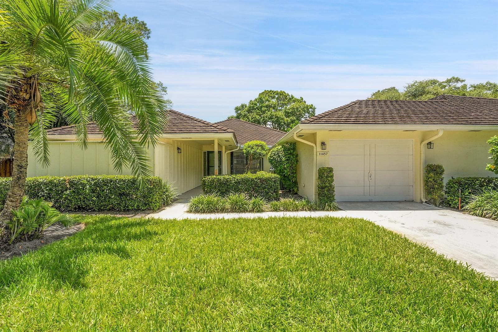11457 Sandy Oaks Court, North Palm Beach FL 33408