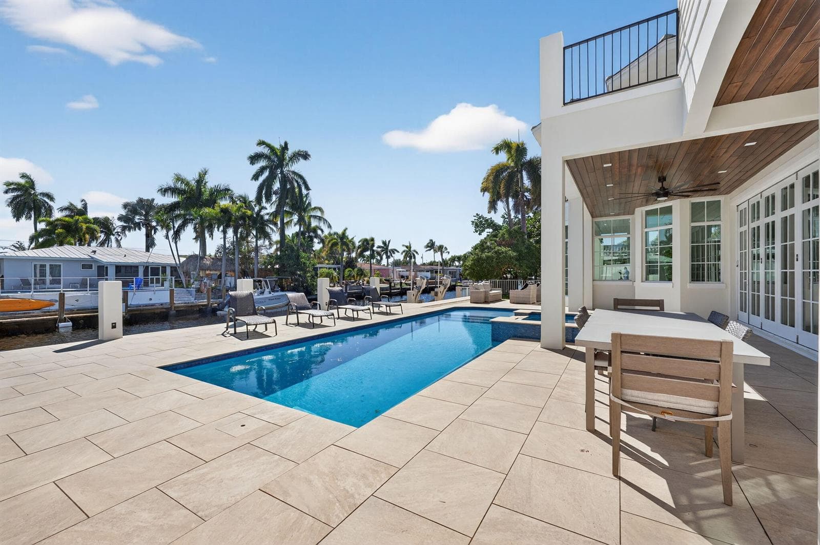 310 SE 9TH Court, Pompano Beach FL 33060