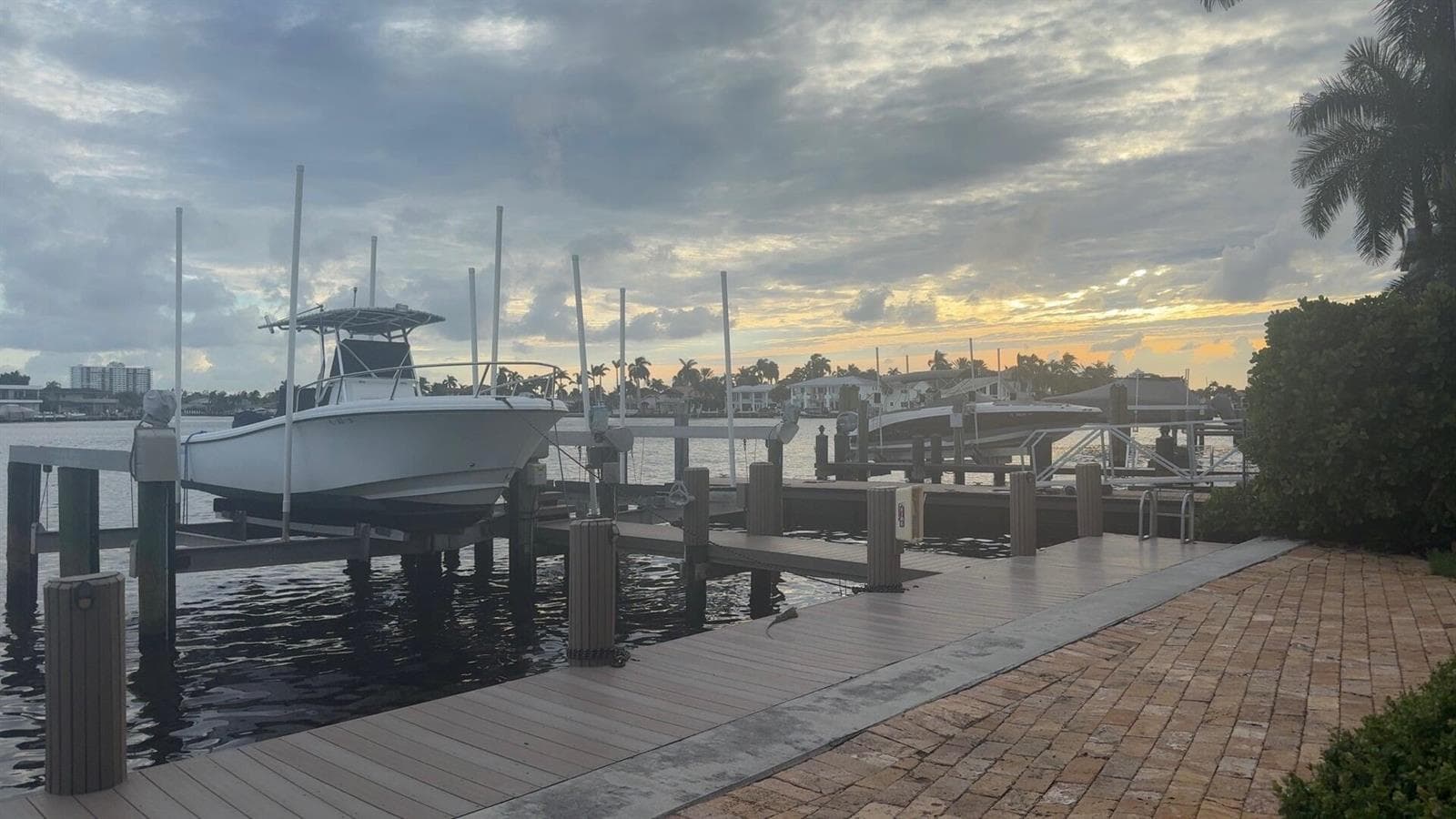 3208 SE 12th Street # 301, Pompano Beach FL 33062