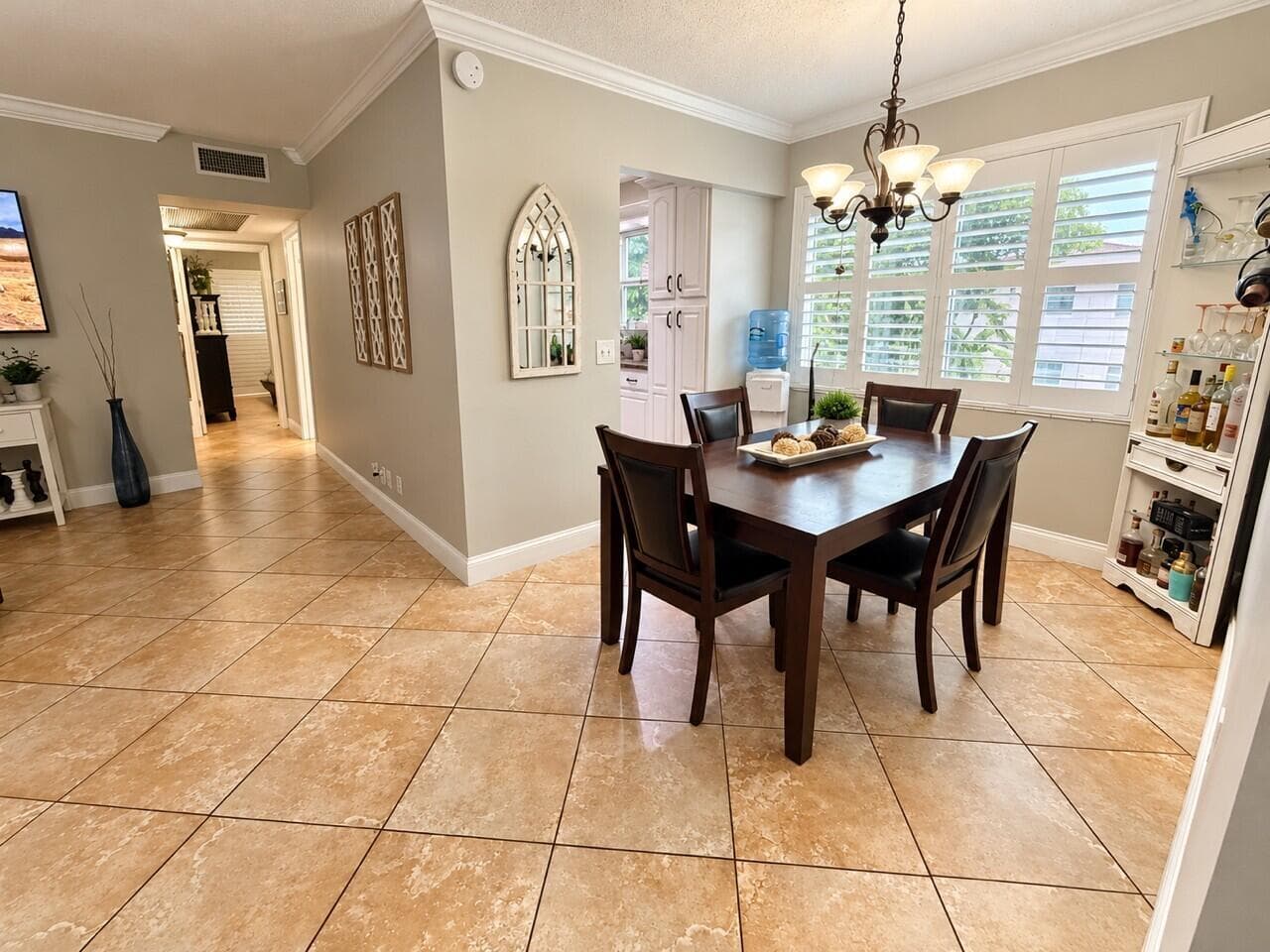 16 SHEFFIELD A # 16, West Palm Beach FL 33417