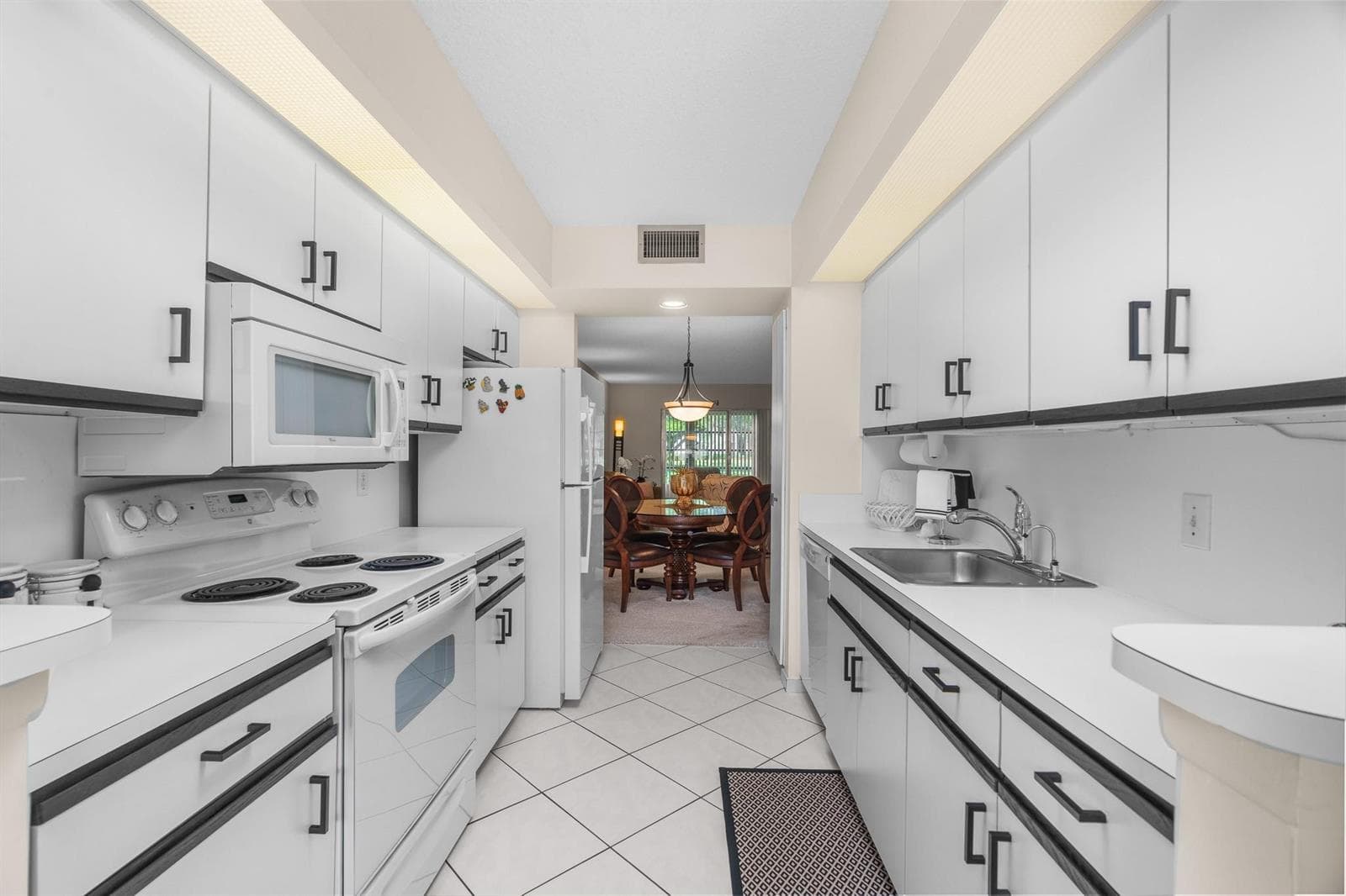 1503 CAYMAN Way # B1, Coconut Creek FL 33066