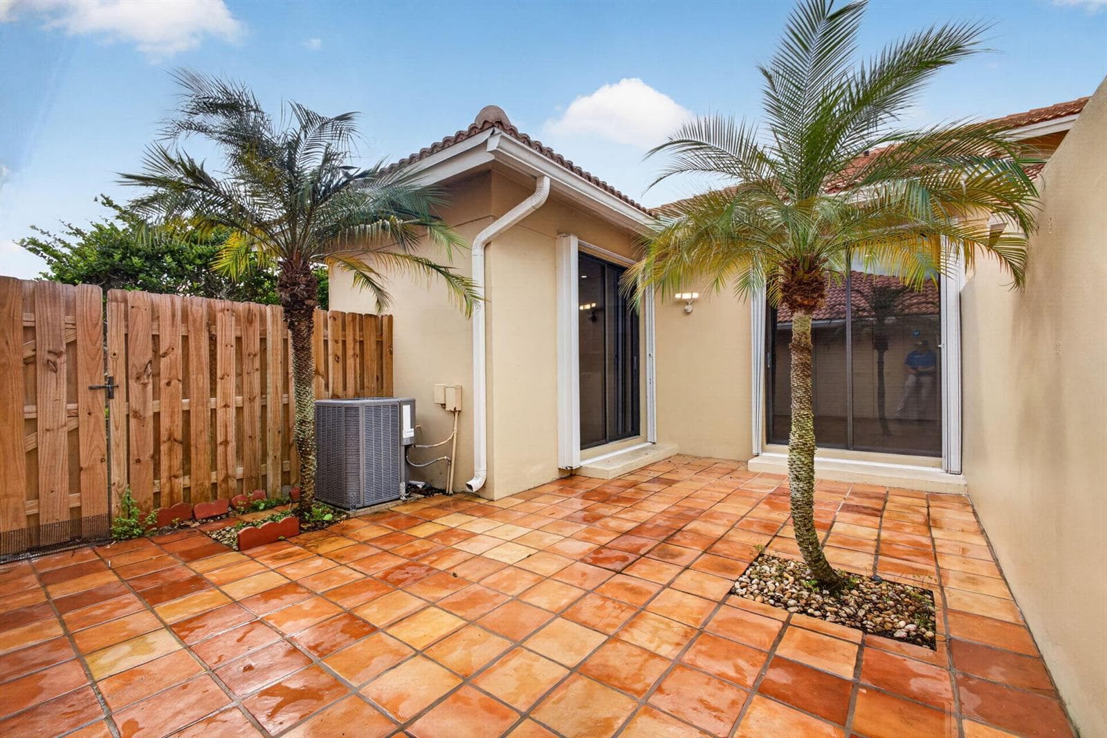 287 OLD MEADOW Way, Palm Beach Gardens FL 33418