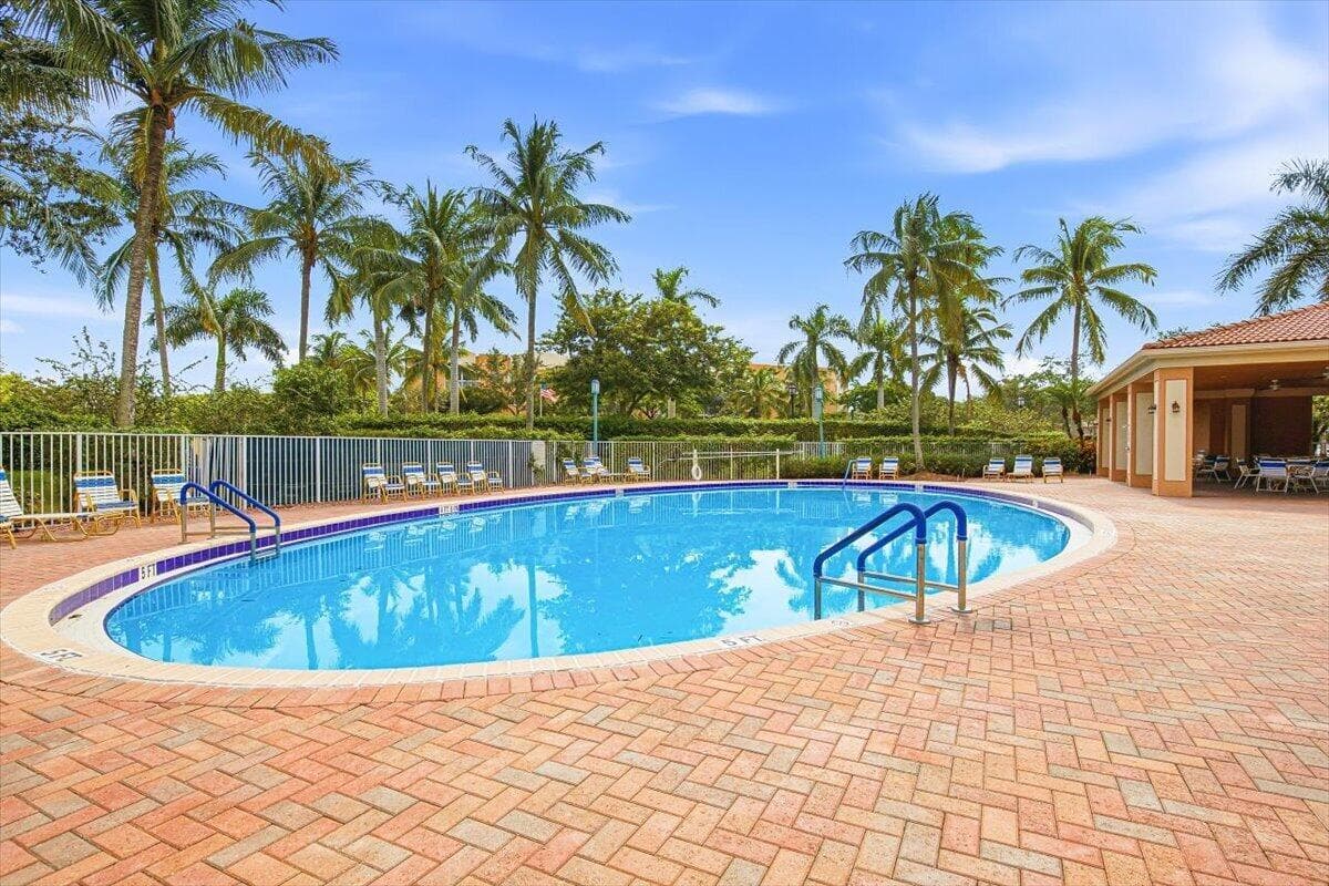 7715 YARDLEY Drive # 313, Tamarac FL 33321