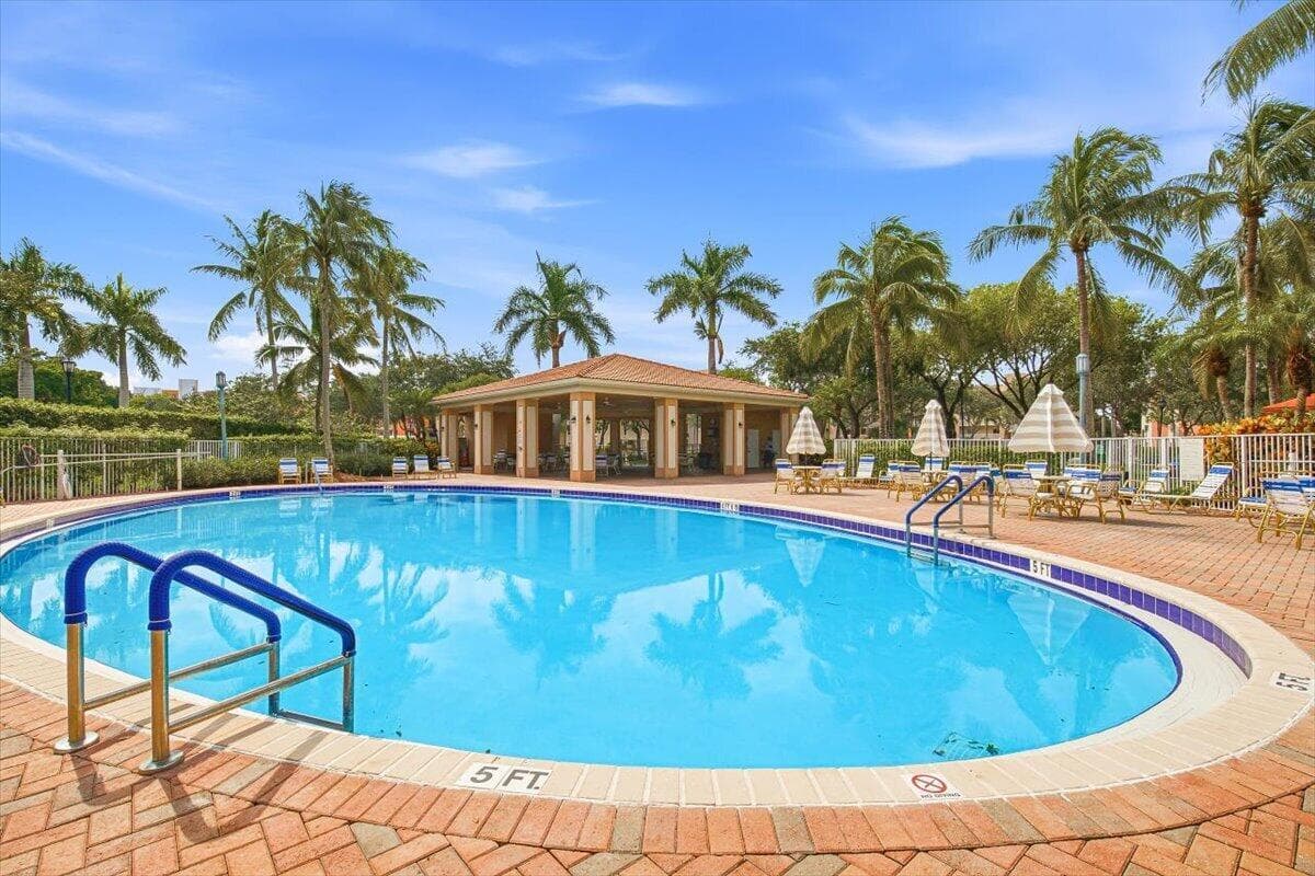 7715 YARDLEY Drive # 313, Tamarac FL 33321