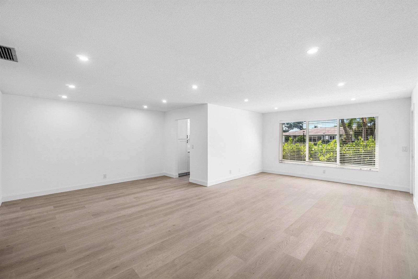 165 SOUTH Boulevard # B, Boynton Beach FL 33435