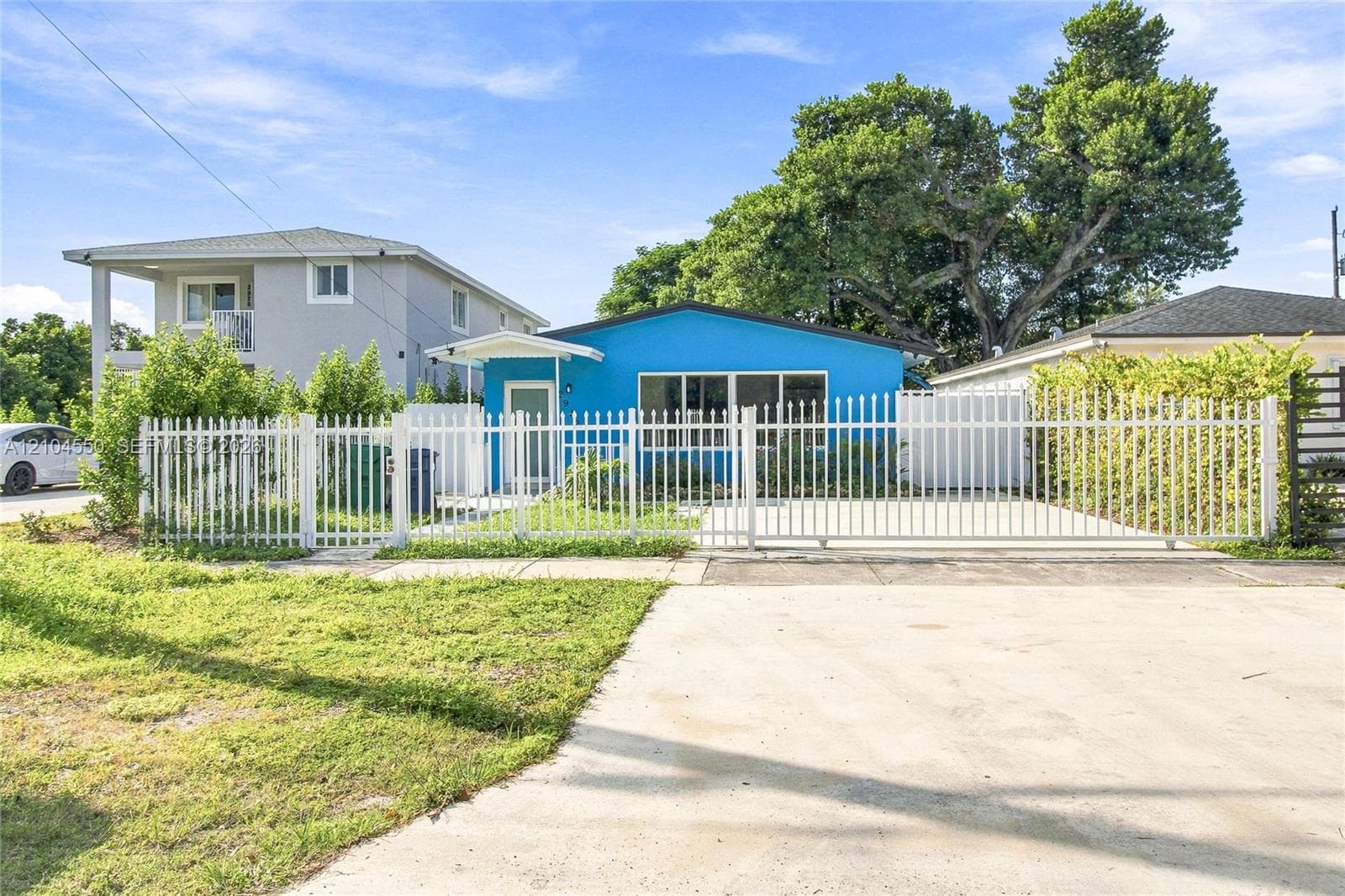 2932 NW 58th St, Miami FL 33142