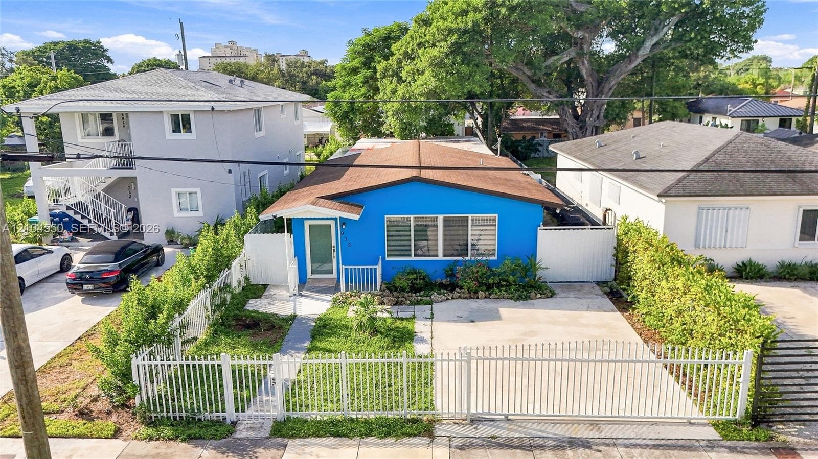 2932 NW 58th St, Miami FL 33142
